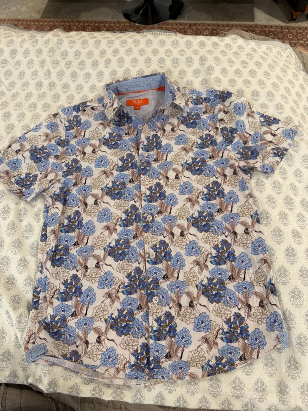 TALLIA Men’s Short-Sleeve Button-Up with Blue Floral Print and Heron birds